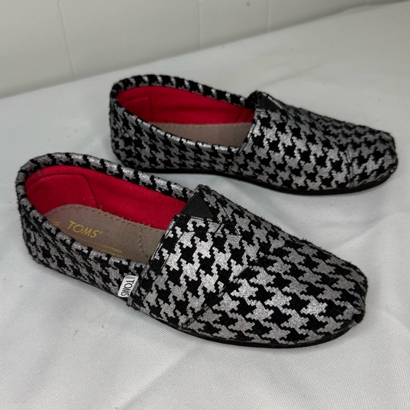 Toms Shoes - TOMS women’s Houndstooth Slip-On Shoes - Black and Silver